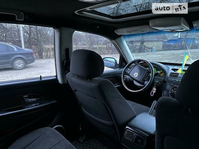 Cанг Йонг Rexton, об'ємом двигуна 2.7 л та пробігом 250 тис. км за 7400 $, фото 7 на Automoto.ua