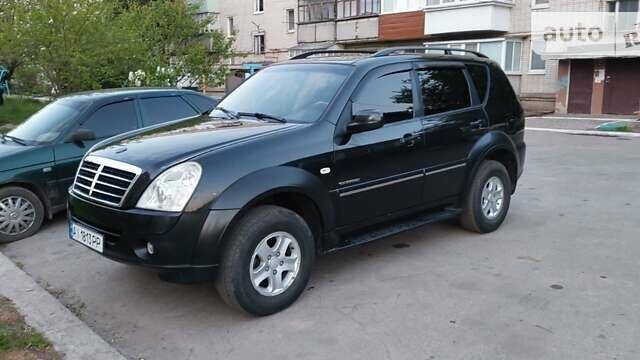 Cанг Йонг Rexton, об'ємом двигуна 2.7 л та пробігом 318 тис. км за 8300 $, фото 3 на Automoto.ua