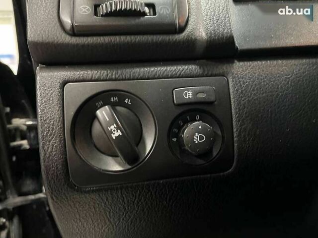 Cанг Йонг Рекстон, объемом двигателя 2.7 л и пробегом 218 тыс. км за 6990 $, фото 18 на Automoto.ua