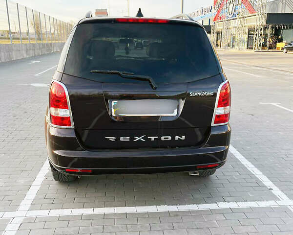 Cанг Йонг Rexton, об'ємом двигуна 2.7 л та пробігом 79 тис. км за 10500 $, фото 2 на Automoto.ua