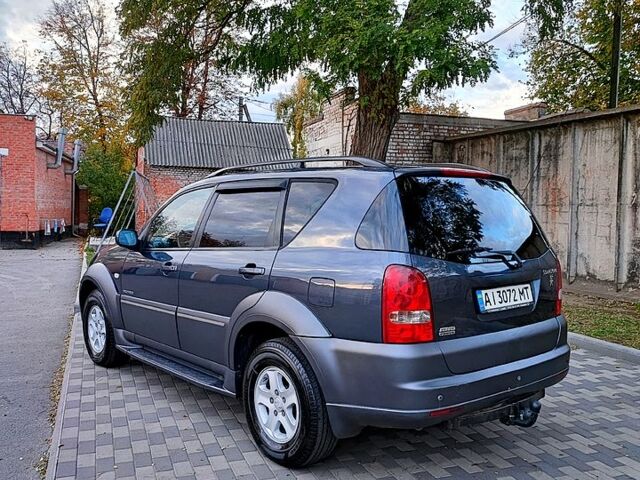 Cанг Йонг Rexton, об'ємом двигуна 2.7 л та пробігом 285 тис. км за 7500 $, фото 5 на Automoto.ua