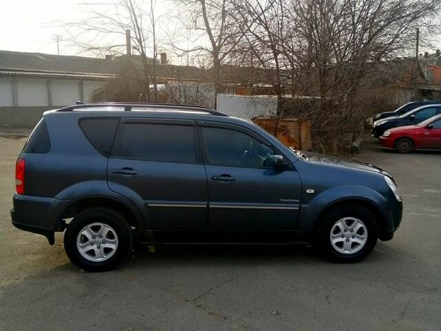 Cанг Йонг Rexton, об'ємом двигуна 2.7 л та пробігом 164 тис. км за 7000 $, фото 12 на Automoto.ua