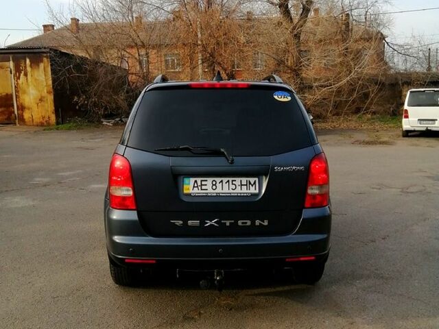 Cанг Йонг Rexton, об'ємом двигуна 2.7 л та пробігом 164 тис. км за 7000 $, фото 5 на Automoto.ua