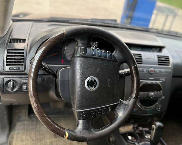 Cанг Йонг Rexton, об'ємом двигуна 0 л та пробігом 247 тис. км за 6500 $, фото 7 на Automoto.ua