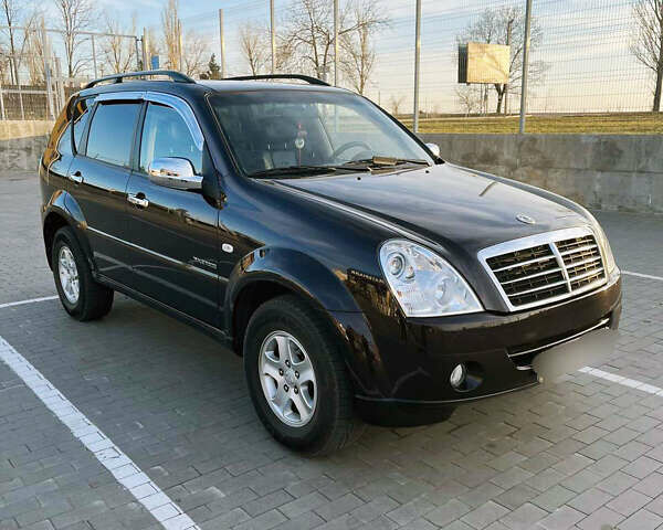 Cанг Йонг Rexton, об'ємом двигуна 2.7 л та пробігом 79 тис. км за 10500 $, фото 3 на Automoto.ua