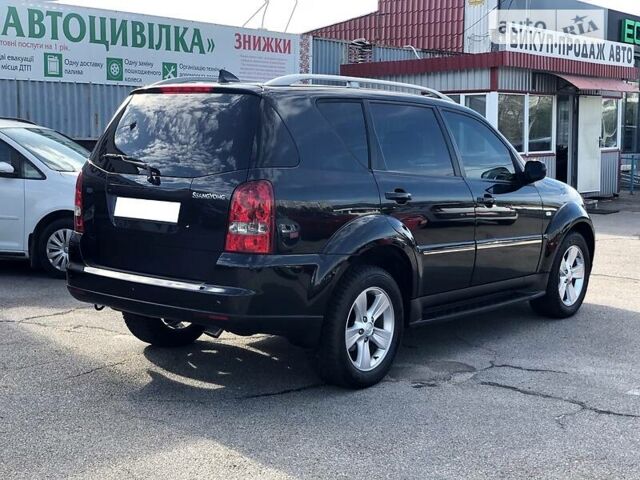 Cанг Йонг Rexton, об'ємом двигуна 2.7 л та пробігом 86 тис. км за 8900 $, фото 2 на Automoto.ua