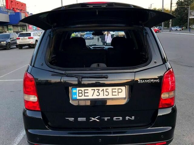 Cанг Йонг Rexton, об'ємом двигуна 2.7 л та пробігом 255 тис. км за 8500 $, фото 9 на Automoto.ua