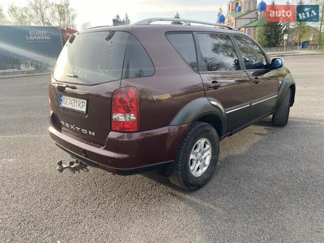Cанг Йонг Rexton, об'ємом двигуна 2.7 л та пробігом 200 тис. км за 6800 $, фото 2 на Automoto.ua