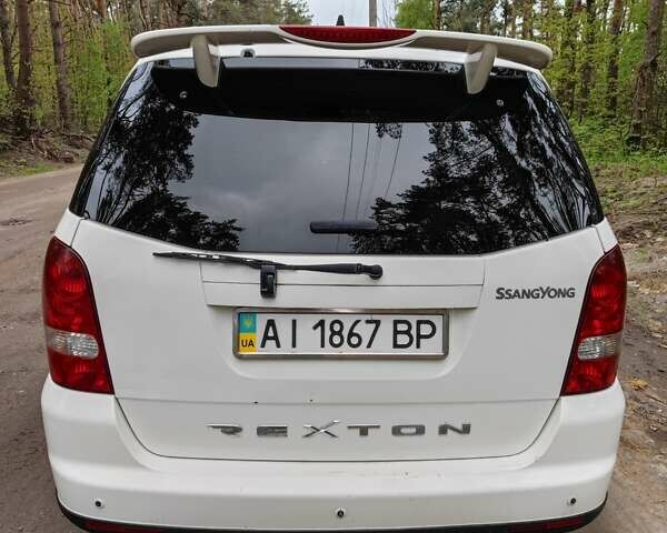 Cанг Йонг Rexton, об'ємом двигуна 2.7 л та пробігом 151 тис. км за 10300 $, фото 2 на Automoto.ua