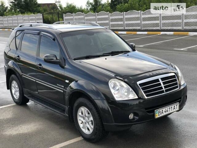 Cанг Йонг Rexton, об'ємом двигуна 2.7 л та пробігом 175 тис. км за 10000 $, фото 3 на Automoto.ua