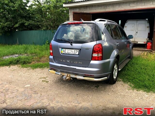 Cанг Йонг Rexton, об'ємом двигуна 2.7 л та пробігом 164 тис. км за 9900 $, фото 4 на Automoto.ua