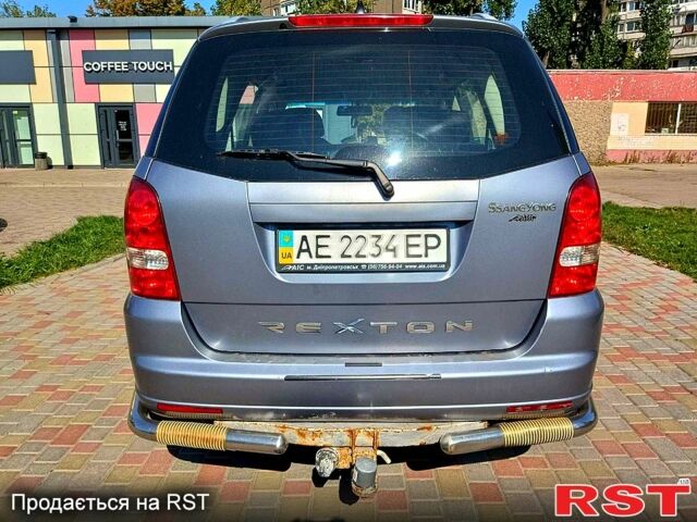 Cанг Йонг Rexton, об'ємом двигуна 2.7 л та пробігом 165 тис. км за 9300 $, фото 5 на Automoto.ua