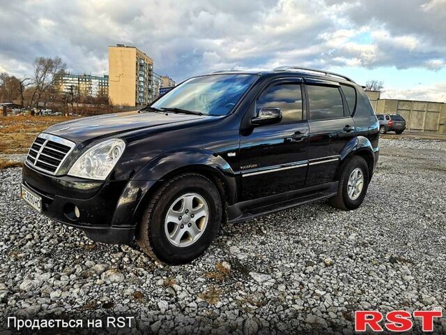 Cанг Йонг Rexton, об'ємом двигуна 2.7 л та пробігом 151 тис. км за 9500 $, фото 6 на Automoto.ua