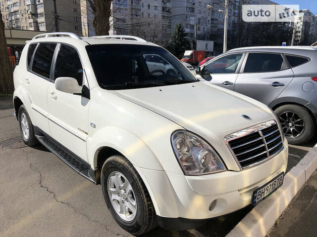 Cанг Йонг Rexton, об'ємом двигуна 2.7 л та пробігом 148 тис. км за 11700 $, фото 6 на Automoto.ua