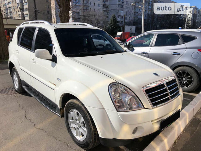 Cанг Йонг Rexton, об'ємом двигуна 2.7 л та пробігом 148 тис. км за 11900 $, фото 5 на Automoto.ua