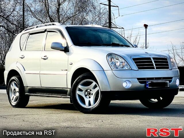 Cанг Йонг Rexton, об'ємом двигуна 2.7 л та пробігом 93 тис. км за 10850 $, фото 1 на Automoto.ua