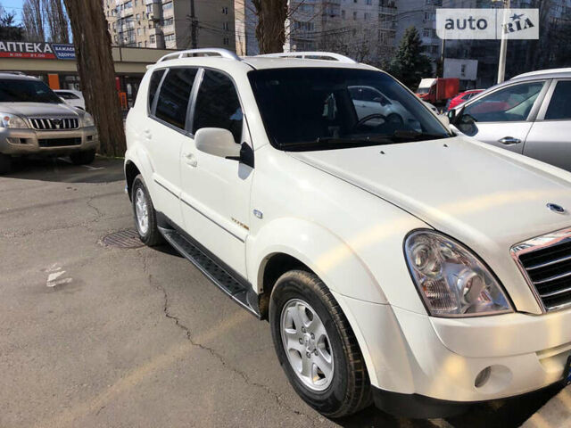 Cанг Йонг Rexton, об'ємом двигуна 2.7 л та пробігом 148 тис. км за 11900 $, фото 6 на Automoto.ua