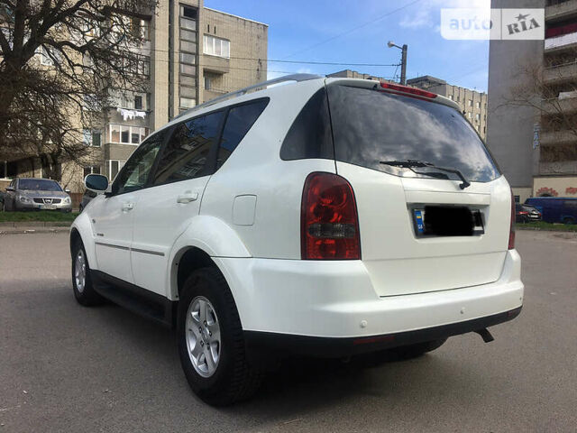 Cанг Йонг Rexton, об'ємом двигуна 2.7 л та пробігом 232 тис. км за 9800 $, фото 25 на Automoto.ua