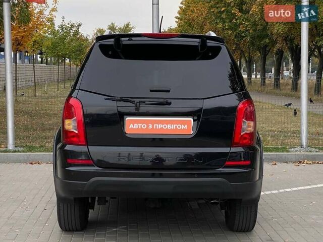 Cанг Йонг Rexton, об'ємом двигуна 2.7 л та пробігом 201 тис. км за 11200 $, фото 6 на Automoto.ua
