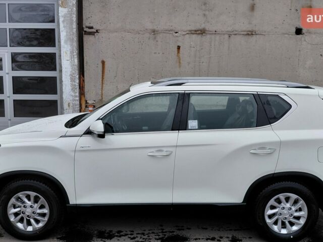 Cанг Йонг Rexton, об'ємом двигуна 2.16 л та пробігом 0 тис. км за 43048 $, фото 3 на Automoto.ua