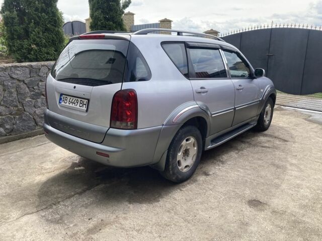 Сірий Cанг Йонг Rexton, об'ємом двигуна 2.7 л та пробігом 466 тис. км за 5293 $, фото 4 на Automoto.ua