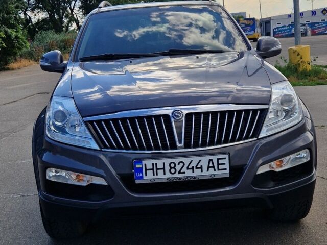 Сірий Cанг Йонг Rexton, об'ємом двигуна 2.2 л та пробігом 186 тис. км за 15302 $, фото 11 на Automoto.ua