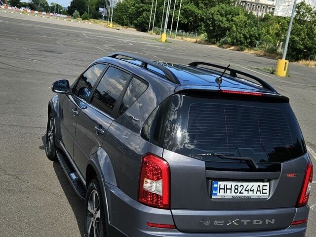 Сірий Cанг Йонг Rexton, об'ємом двигуна 2.2 л та пробігом 186 тис. км за 15302 $, фото 8 на Automoto.ua