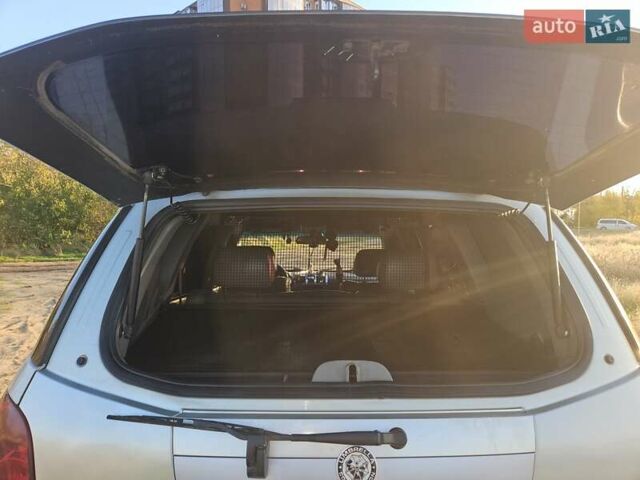 Сірий Cанг Йонг Rexton, об'ємом двигуна 3.2 л та пробігом 306 тис. км за 6300 $, фото 11 на Automoto.ua