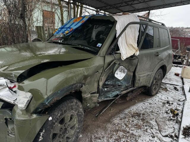 Сірий Cанг Йонг Rexton, об'ємом двигуна 0 л та пробігом 250 тис. км за 1849 $, фото 1 на Automoto.ua