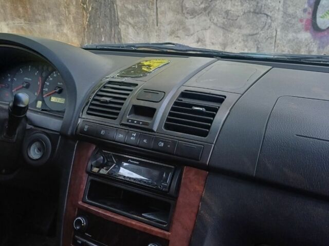 Сірий Cанг Йонг Rexton, об'ємом двигуна 0 л та пробігом 235 тис. км за 3801 $, фото 7 на Automoto.ua