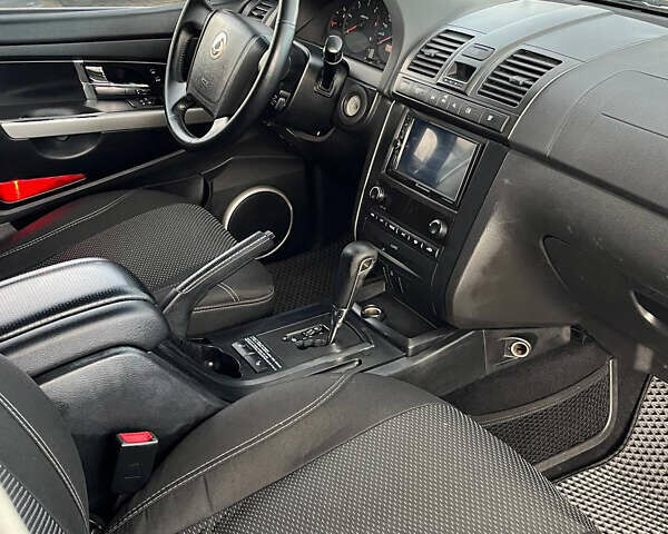 Сірий Cанг Йонг Rexton, об'ємом двигуна 2.7 л та пробігом 268 тис. км за 6500 $, фото 11 на Automoto.ua