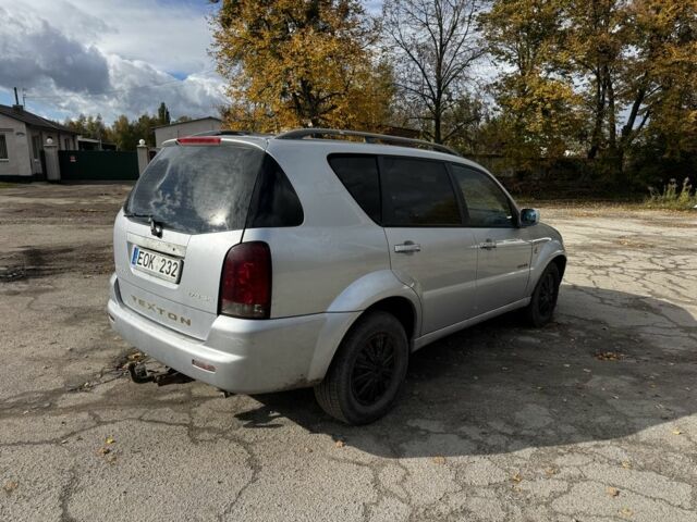 Cанг Йонг Рекстон 2005 в Житомире на Automoto.ua Серый Cанг Йонг Рекстон, объемом двигателя 2.7 л и пробегом 300 тыс. км за 3000 $, фото 2 на Automoto.ua