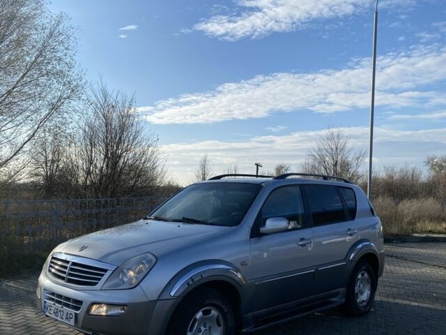 Сірий Cанг Йонг Rexton, об'ємом двигуна 2.7 л та пробігом 283 тис. км за 3600 $, фото 2 на Automoto.ua