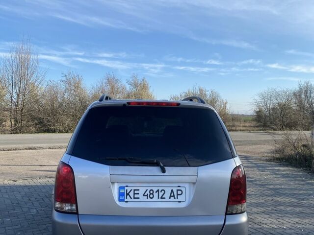 Сірий Cанг Йонг Rexton, об'ємом двигуна 2.7 л та пробігом 283 тис. км за 3600 $, фото 5 на Automoto.ua