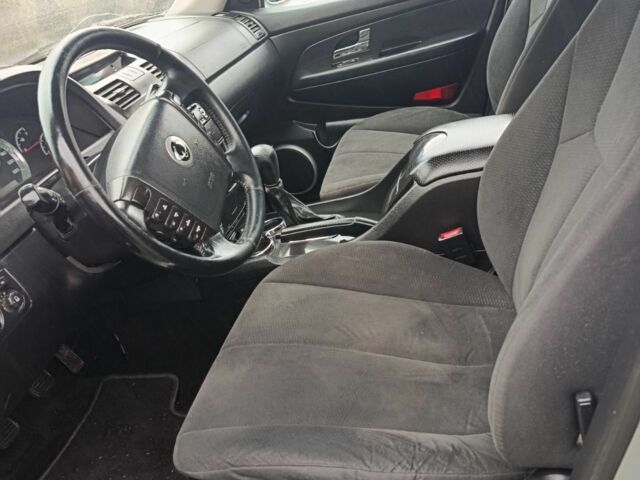 Сірий Cанг Йонг Rexton, об'ємом двигуна 2.7 л та пробігом 136 тис. км за 5100 $, фото 14 на Automoto.ua