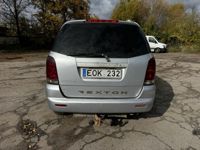 Cанг Йонг Рекстон 2005 в Житомире на Automoto.ua Серый Cанг Йонг Рекстон, объемом двигателя 2.7 л и пробегом 300 тыс. км за 3000 $, фото 3 на Automoto.ua