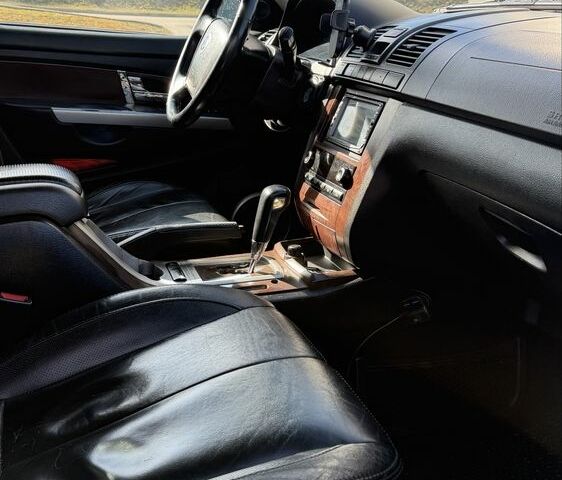 Серый Cанг Йонг Рекстон, объемом двигателя 2.7 л и пробегом 228 тыс. км за 6365 $, фото 5 на Automoto.ua