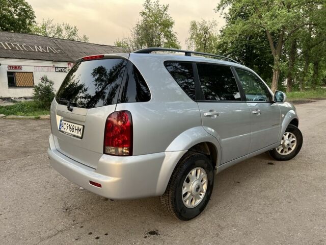 Сірий Cанг Йонг Rexton, об'ємом двигуна 0.27 л та пробігом 257 тис. км за 4650 $, фото 6 на Automoto.ua