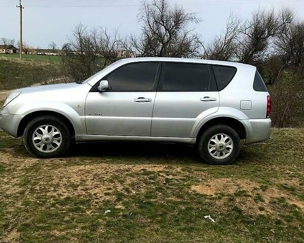 Сірий Cанг Йонг Rexton, об'ємом двигуна 2.8 л та пробігом 102 тис. км за 7000 $, фото 5 на Automoto.ua