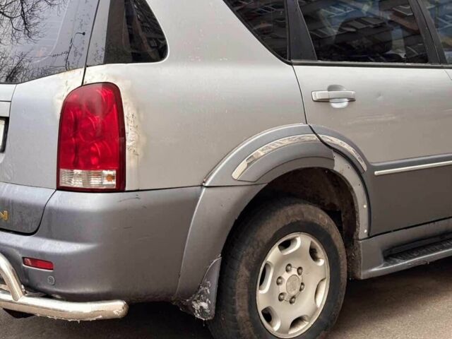 Серый Cанг Йонг Рекстон, объемом двигателя 3.2 л и пробегом 260 тыс. км за 3800 $, фото 4 на Automoto.ua