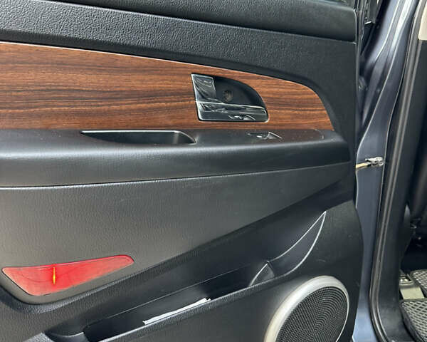 Сірий Cанг Йонг Rexton, об'ємом двигуна 2.7 л та пробігом 298 тис. км за 7500 $, фото 19 на Automoto.ua