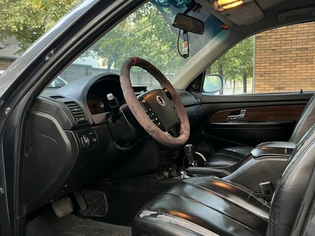 Сірий Cанг Йонг Rexton, об'ємом двигуна 2.7 л та пробігом 212 тис. км за 6200 $, фото 5 на Automoto.ua