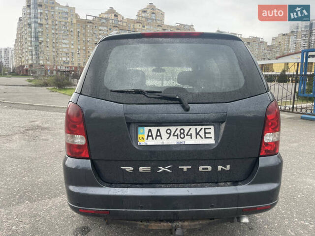 Серый Cанг Йонг Рекстон, объемом двигателя 2.7 л и пробегом 240 тыс. км за 6500 $, фото 10 на Automoto.ua