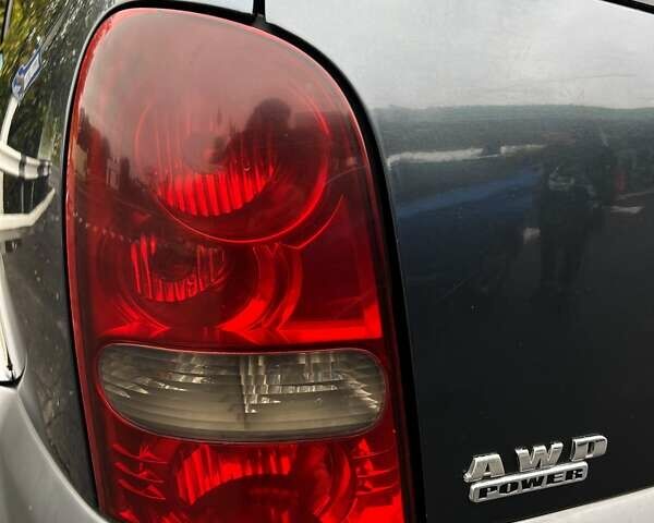 Сірий Cанг Йонг Rexton, об'ємом двигуна 2.7 л та пробігом 279 тис. км за 7800 $, фото 9 на Automoto.ua