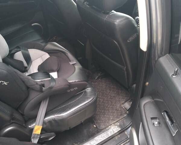 Сірий Cанг Йонг Rexton, об'ємом двигуна 2.7 л та пробігом 200 тис. км за 4500 $, фото 2 на Automoto.ua