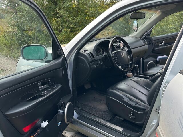 Сірий Cанг Йонг Rexton, об'ємом двигуна 2.7 л та пробігом 231 тис. км за 4858 $, фото 6 на Automoto.ua