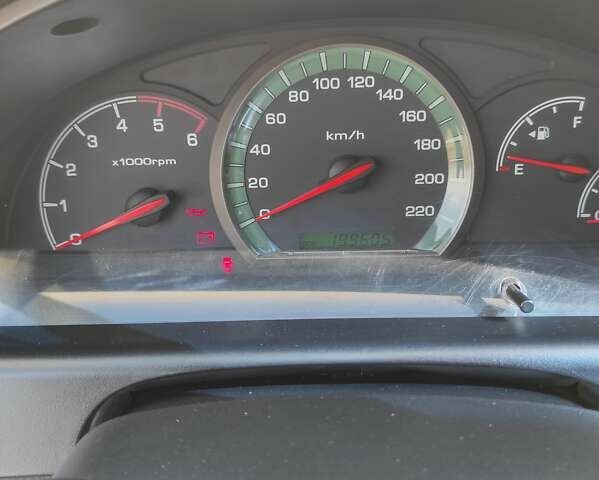 Сірий Cанг Йонг Rexton, об'ємом двигуна 2.7 л та пробігом 200 тис. км за 7500 $, фото 2 на Automoto.ua