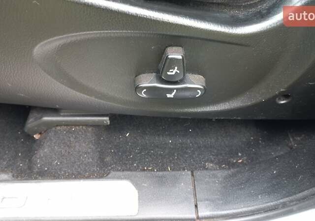 Сірий Cанг Йонг Rexton, об'ємом двигуна 2.7 л та пробігом 280 тис. км за 6000 $, фото 15 на Automoto.ua