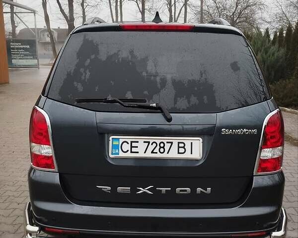 Сірий Cанг Йонг Rexton, об'ємом двигуна 2.7 л та пробігом 179 тис. км за 8000 $, фото 17 на Automoto.ua