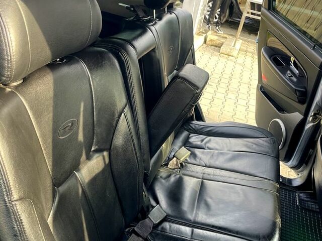 Сірий Cанг Йонг Rexton, об'ємом двигуна 2.7 л та пробігом 301 тис. км за 3150 $, фото 6 на Automoto.ua